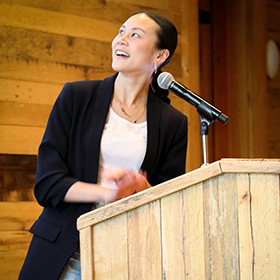 Sahra Nguyen presents at Creative Change retreat